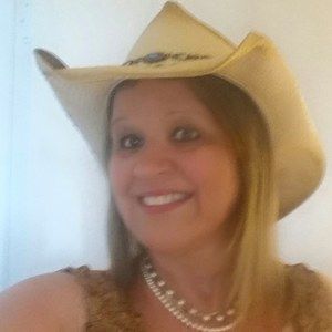 Meet your Posher, Janice